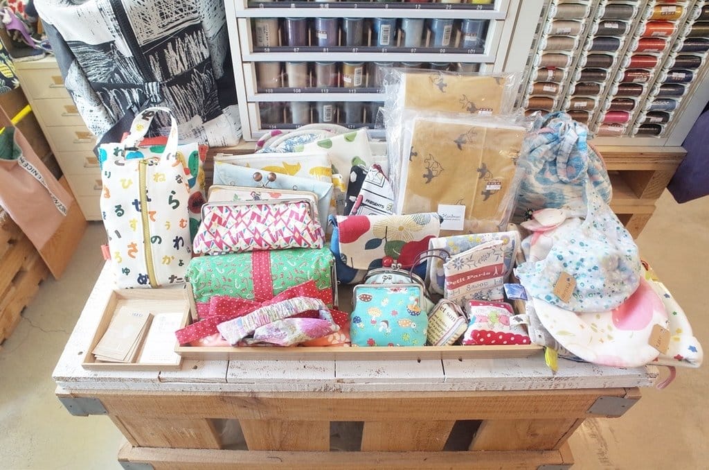 【育兒分享】媽咪的人生第一條手作圍兜兜 手作森林 handmori 新竹拼布教室初體驗