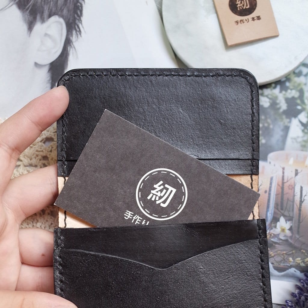 【好物分享】老公的情人節禮物，超有質感的手工皮革商務名片夾，紉 手作り 本革 打造專屬你的皮件