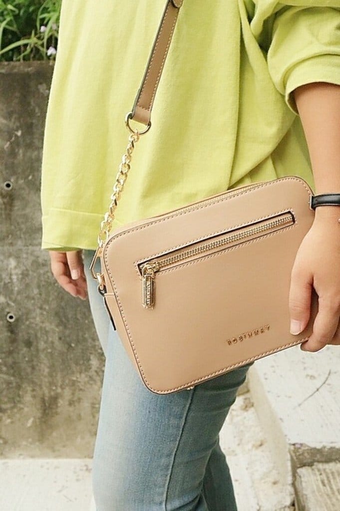 【美麗分享】入秋必買平價美包 ROBINMAY 甜蜜的早秋樂桃斜背包，就愛質感裸讓媽咪氣質飆升。