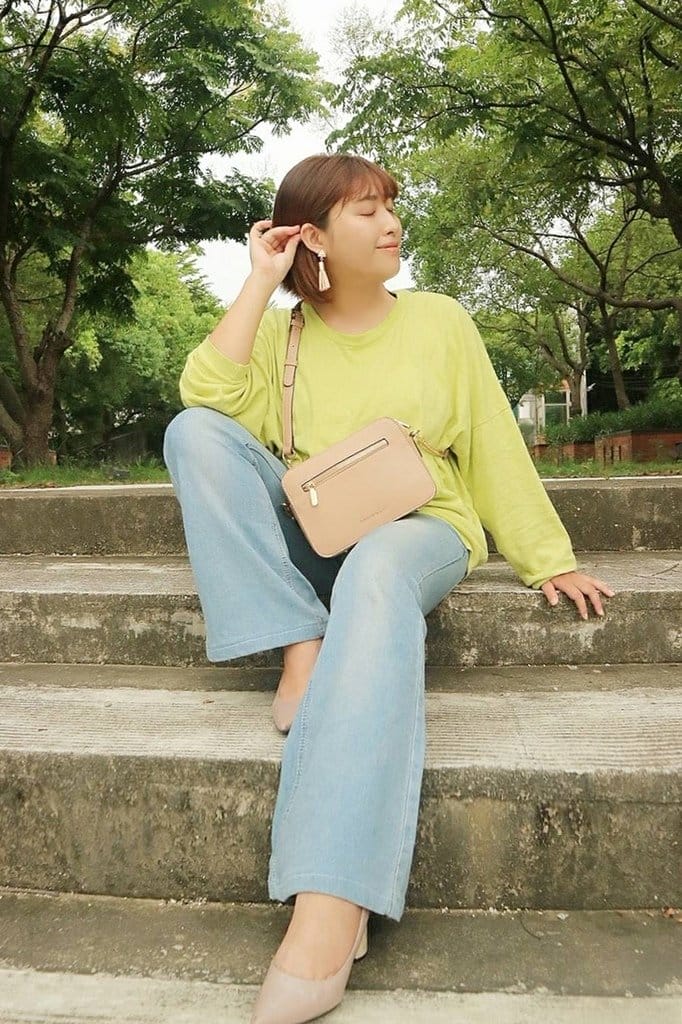 【美麗分享】入秋必買平價美包 ROBINMAY 甜蜜的早秋樂桃斜背包，就愛質感裸讓媽咪氣質飆升。