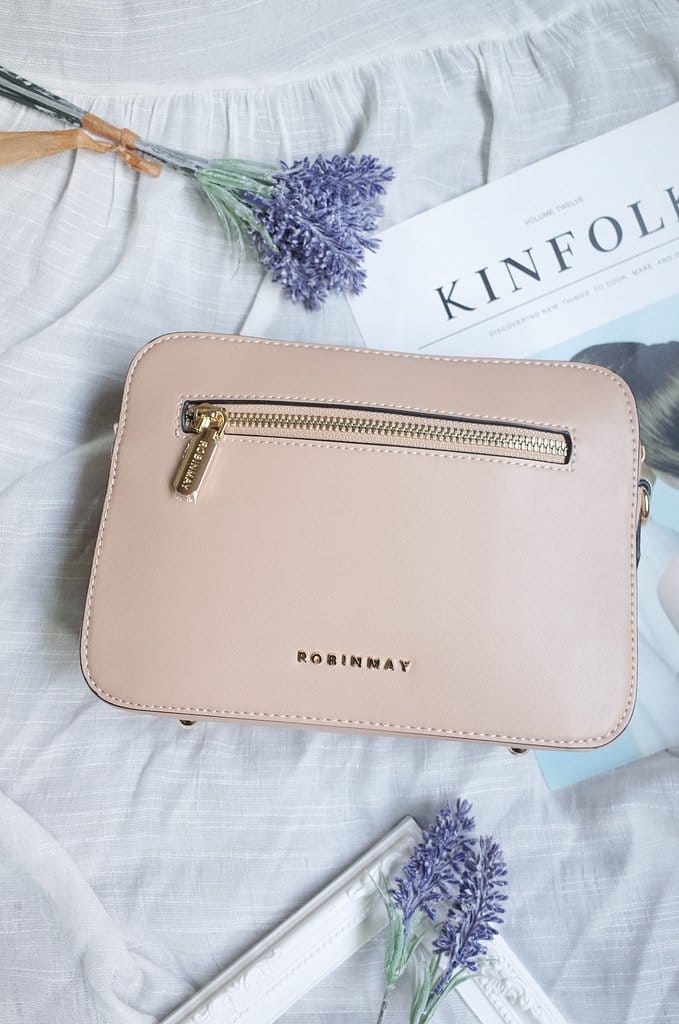 【美麗分享】入秋必買平價美包 ROBINMAY 甜蜜的早秋樂桃斜背包，就愛質感裸讓媽咪氣質飆升。