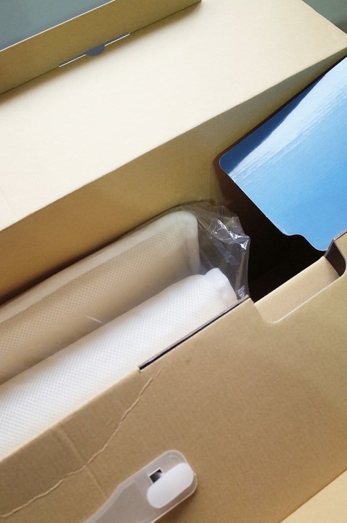 【育兒分享】讓寶寶安穩睡覺的小撇步，真心覺得選對床墊很重要，嬰兒透氣床墊 友村國際-Kumo