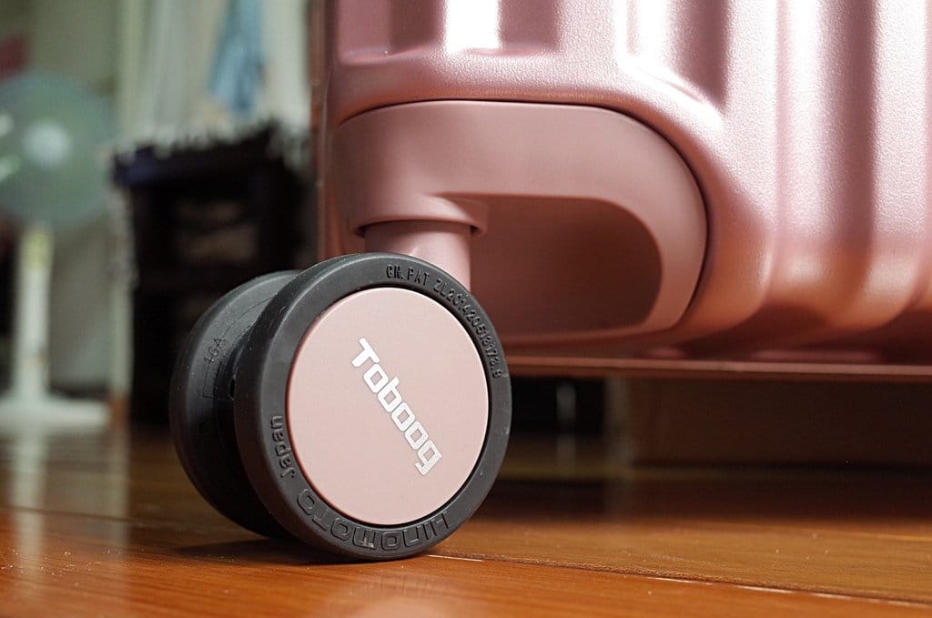 【生活分享】人生的旅途上就是要有 ToboogXHinomoto 29吋 超美時尚 頂級磨砂鋁框行李箱