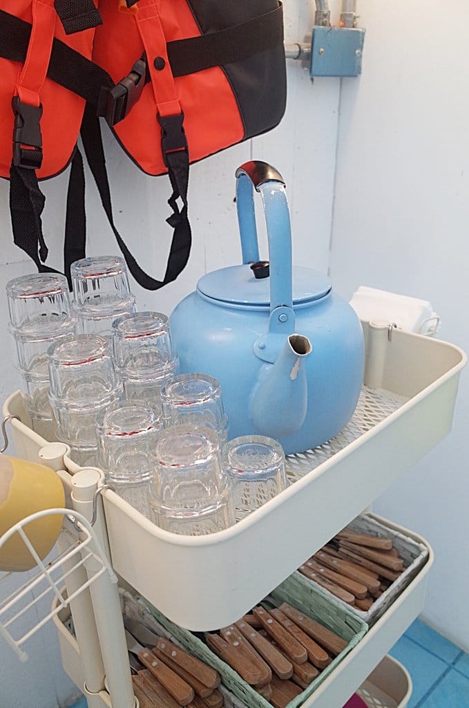 【好食分享】新竹巷弄熱門甜點，近新竹火車站游泳池咖啡店 默默 x Reviver IG打卡熱點