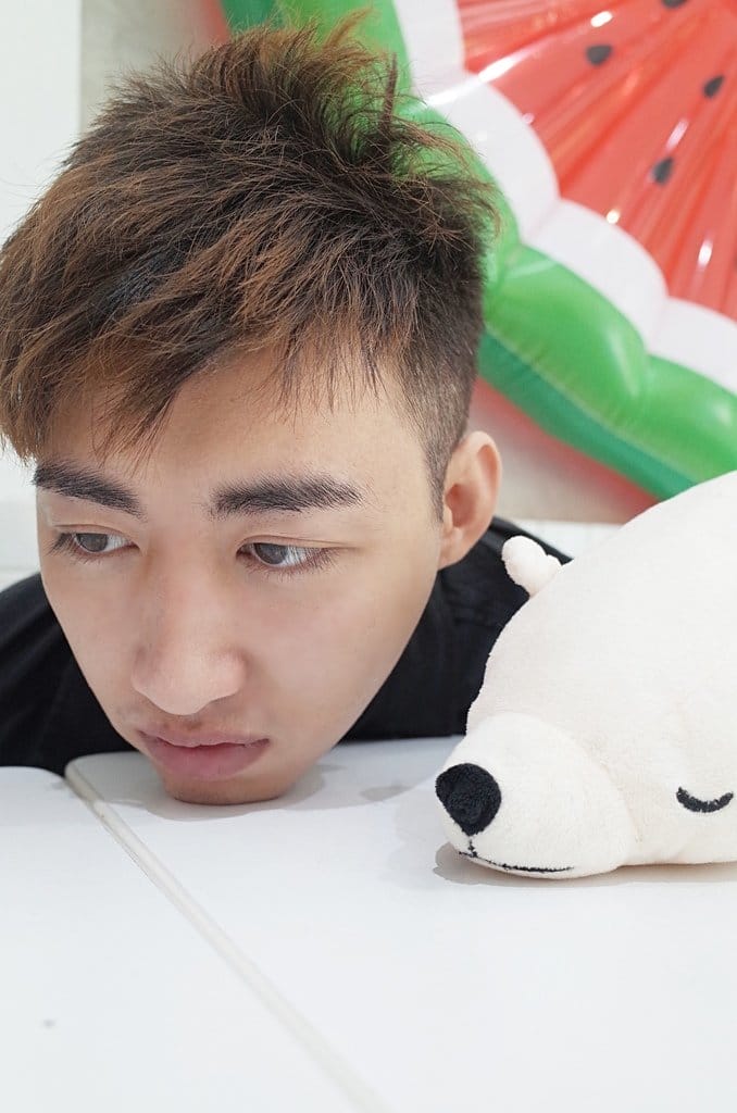 【好食分享】新竹巷弄熱門甜點，近新竹火車站游泳池咖啡店 默默 x Reviver IG打卡熱點