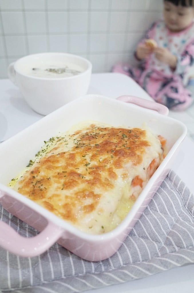 【好食分享】新竹巷弄熱門甜點，近新竹火車站游泳池咖啡店 默默 x Reviver IG打卡熱點