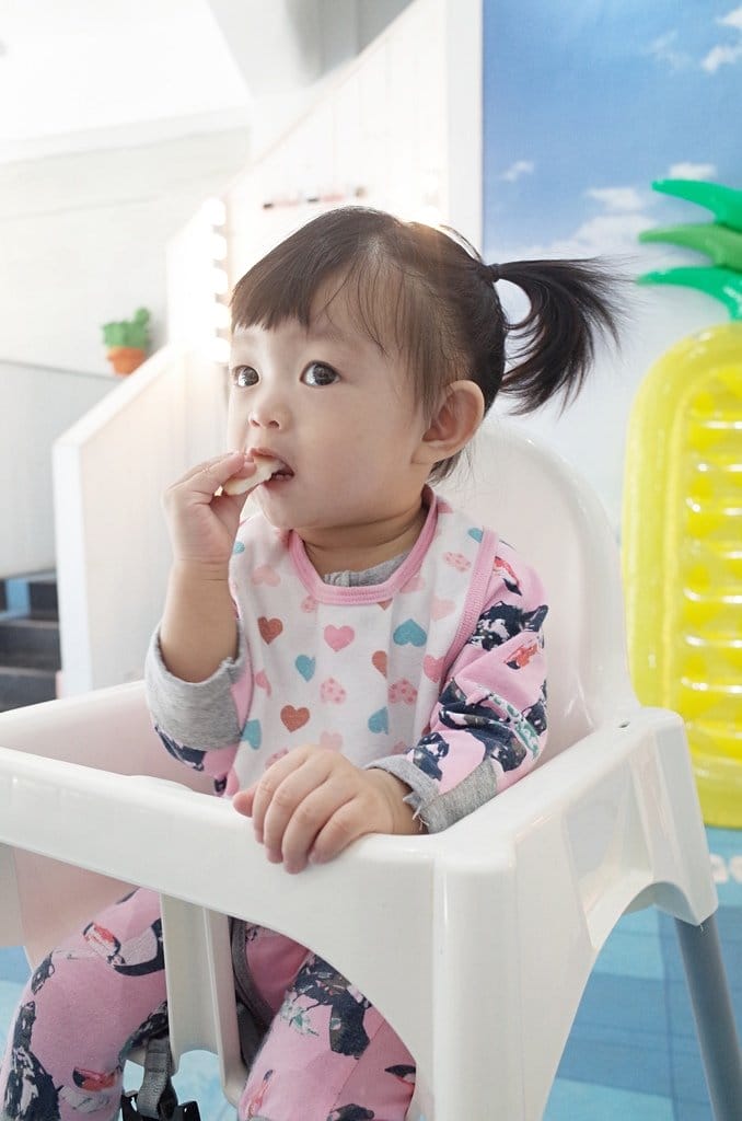 【好食分享】新竹巷弄熱門甜點，近新竹火車站游泳池咖啡店 默默 x Reviver IG打卡熱點