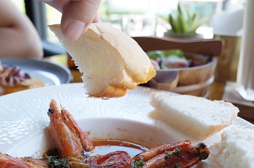 【好食分享】橋下2.0 Restaurant & Bar 竹北的朋友不用再跑新竹啦,不管白天、深夜 來個放鬆的小約會吧 - 第24張圖 【好食分享】橋下2.0 Restaurant & Bar 竹北的朋友不用再跑新竹啦,不管白天、深夜 來個放鬆的小約會吧