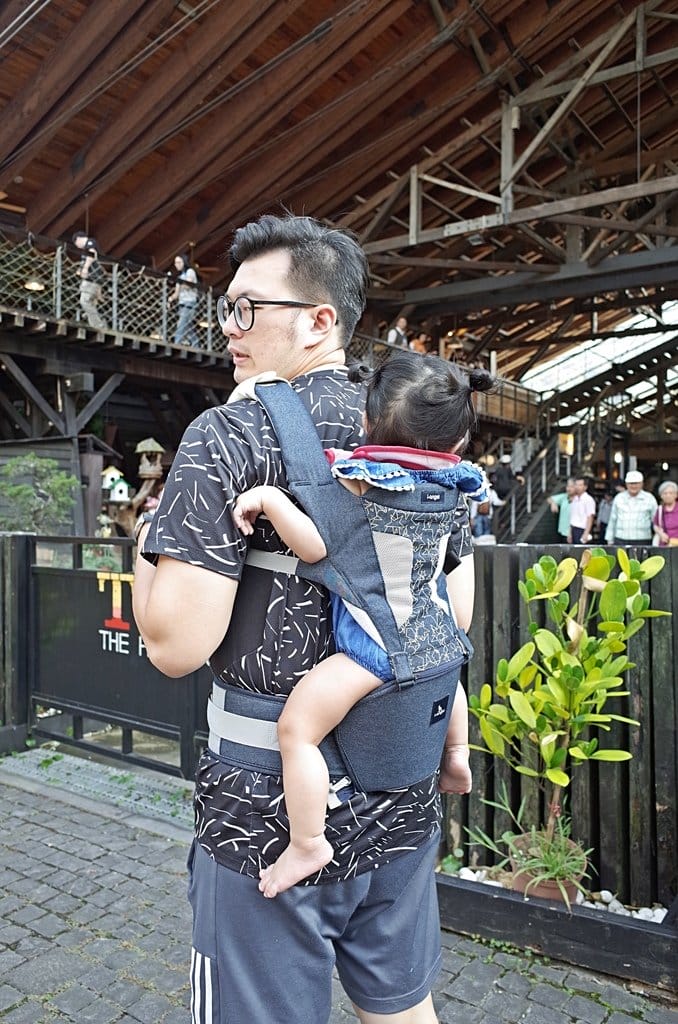 【育兒分享】i-angel MAGIC7 可摺疊座椅式背巾，全球首創可摺疊收納、易攜帶，寶寶嬰兒新手家長必備