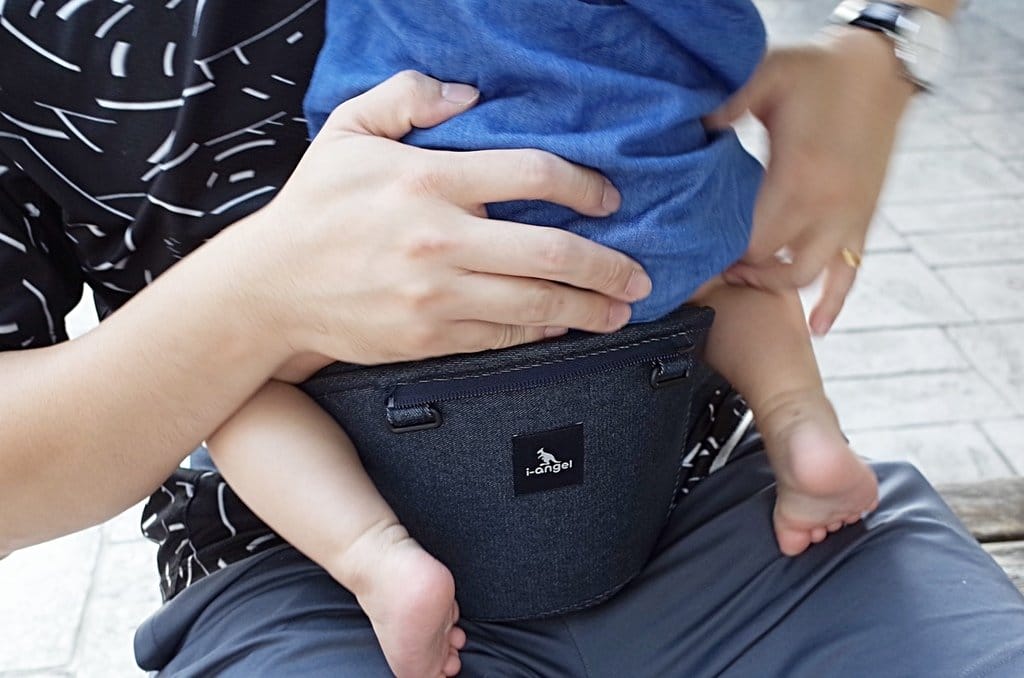 【育兒分享】i-angel MAGIC7 可摺疊座椅式背巾，全球首創可摺疊收納、易攜帶，寶寶嬰兒新手家長必備