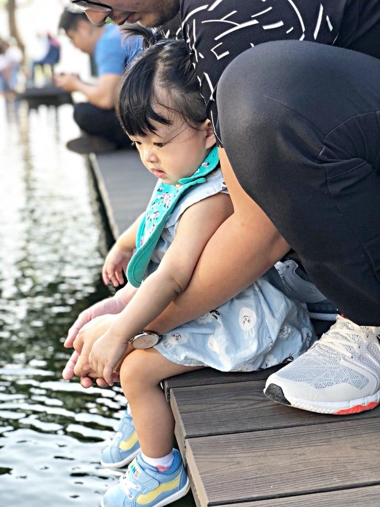 【好食分享】新竹峨眉鄉 二泉湖畔咖啡民宿，恬靜的湖畔風光假日親子好去處，隱密打卡據點