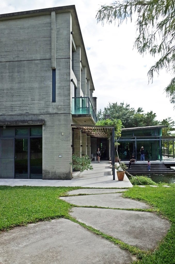 【好食分享】新竹峨眉鄉 二泉湖畔咖啡民宿，恬靜的湖畔風光假日親子好去處，隱密打卡據點