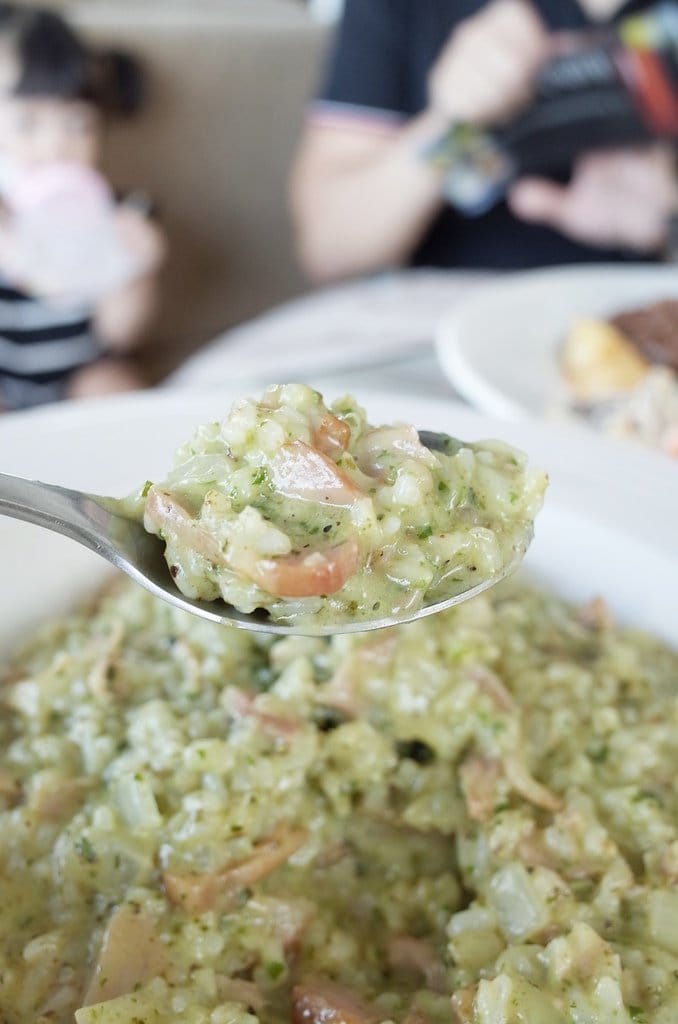 【好食分享】淡水三芝親子餐廳推薦,孩子的夢幻天堂大型室內遊樂設施、戶外大沙坑 海豚咖啡 - 第35張圖 【好食分享】淡水三芝親子餐廳推薦,孩子的夢幻天堂大型室內遊樂設施、戶外大沙坑 海豚咖啡