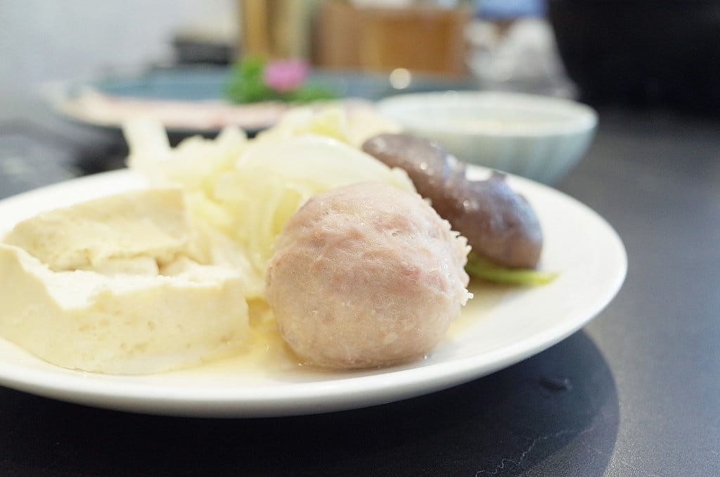 【好食分享】新竹竹北隱藏版法式風格良辰採集鍋物，天然費工鍋底/天氣冷熱呼呼喝還能喝到新鮮滋味