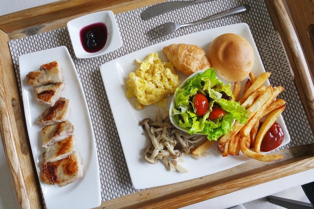 【好食分享】新竹竹北 坦白說Tabaso 親子餐廳推薦,早午餐,咖啡,帶寶貝輕鬆來吃飯的好地方