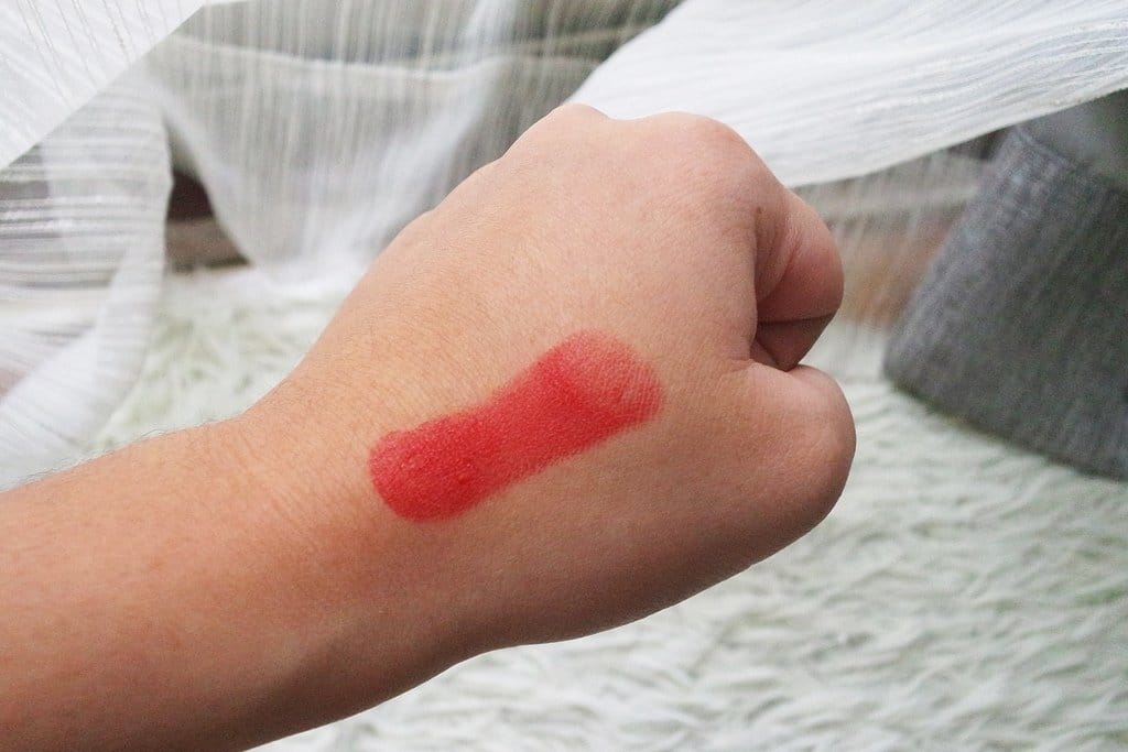 【美妝分享】ESTEE LAUDER雅詩蘭黛 特潤超導修護露鴻,唇膏色號520 紅運當頭新春限定版 - 第15張圖 【美妝分享】ESTEE LAUDER雅詩蘭黛 特潤超導修護露鴻,唇膏色號520 紅運當頭新春限定版