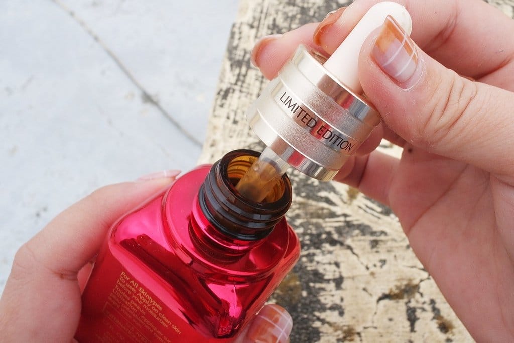 【美妝分享】ESTEE LAUDER雅詩蘭黛 特潤超導修護露鴻,唇膏色號520 紅運當頭新春限定版 - 第7張圖 【美妝分享】ESTEE LAUDER雅詩蘭黛 特潤超導修護露鴻,唇膏色號520 紅運當頭新春限定版