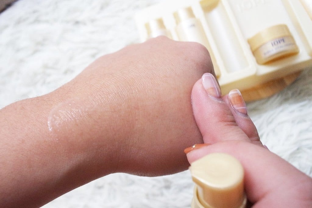 【美妝分享】超升火IOPE 艾諾碧,新款完美恆采持色氣墊粉底、Super vital時光金鑰全系列體驗組