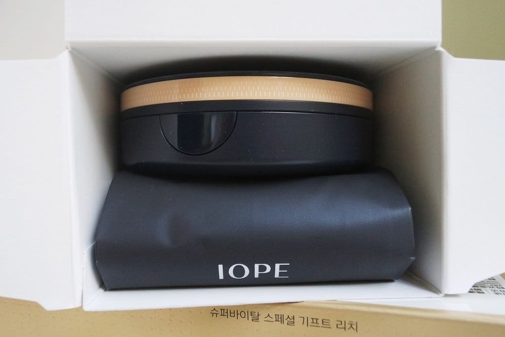 【美妝分享】超升火IOPE 艾諾碧,新款完美恆采持色氣墊粉底、Super vital時光金鑰全系列體驗組