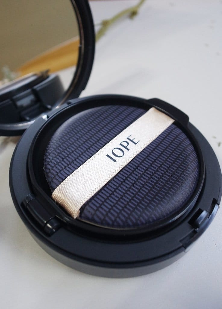 【美妝分享】超升火IOPE 艾諾碧,新款完美恆采持色氣墊粉底、Super vital時光金鑰全系列體驗組