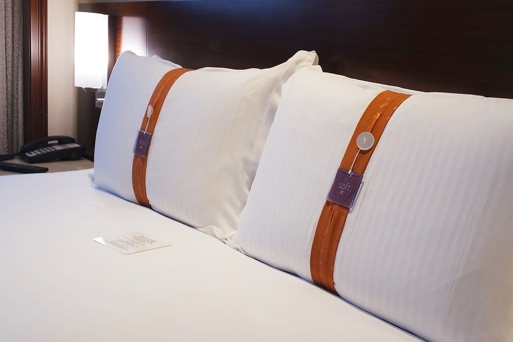 【旅遊分享】台北深坑住宿推薦,海灣假日酒店,全台唯一合法娛樂廳,交通方便近深坑老街、師大夜市、信義商圈