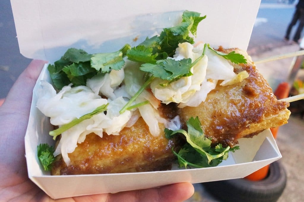 【旅遊分享】台北深坑住宿推薦,海灣假日酒店,全台唯一合法娛樂廳,交通方便近深坑老街、師大夜市、信義商圈