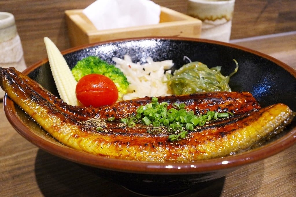 【美食分享】新竹竹北日式料理推薦,饕客必吃 鮨小月壽司,海味對決無菜單料理、壽司、丼飯