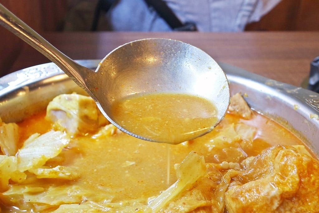 【美食分享】苗栗頭份,尚順附近精緻小火鍋推薦,份量多、手搖特調飲料,联亭泡菜鍋,附設停車場