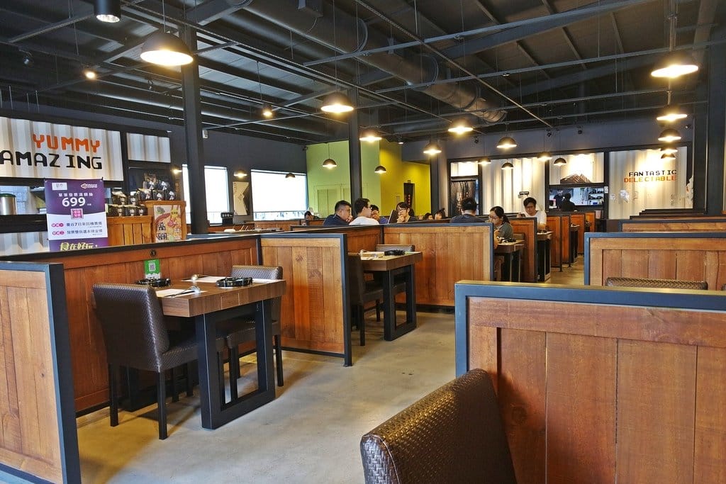 【美食分享】苗栗頭份,尚順附近精緻小火鍋推薦,份量多、手搖特調飲料,联亭泡菜鍋,附設停車場