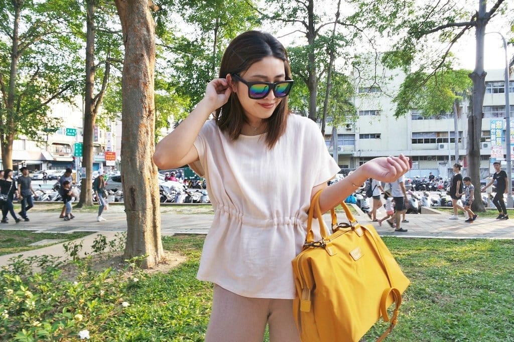 【穿搭分享】 Bonjour 又是一天的美好,時尚媽咪旅遊必備大容量美包,法國Lipault 保齡球包