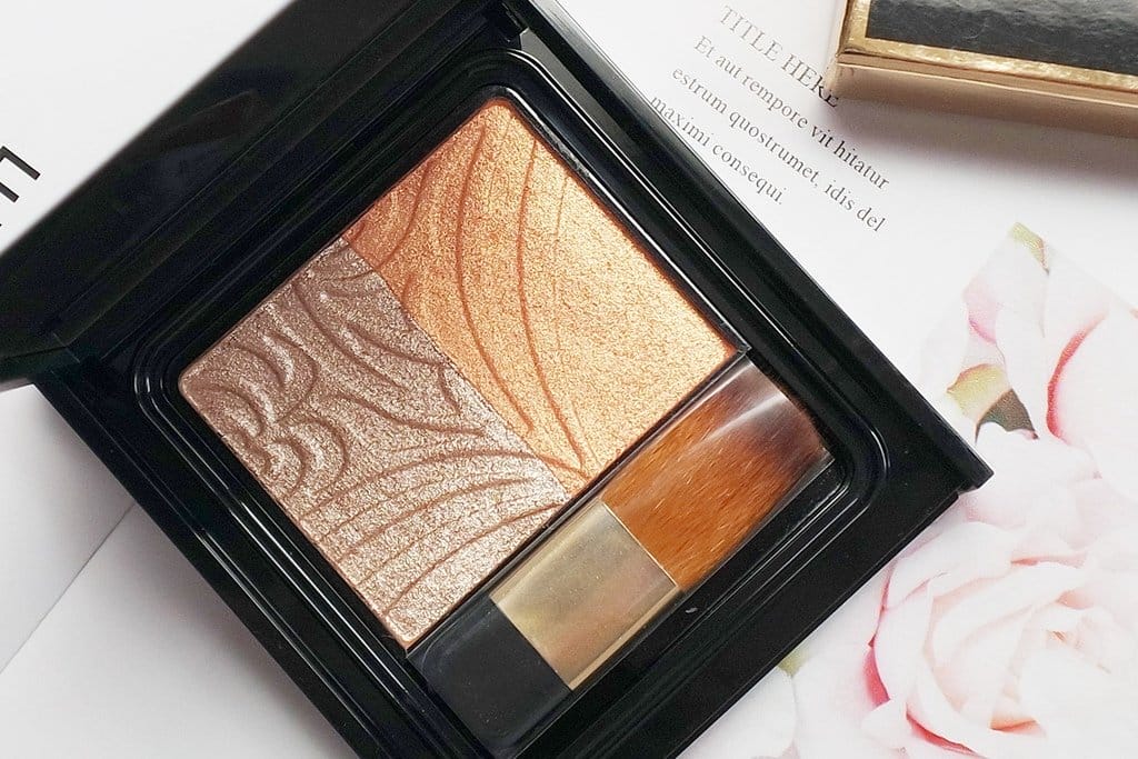 【美妝分享】KALOYA 聚焦光感打亮盤, H02 輕輕一抹給妳完美自信氣色光感,打造強大氣場