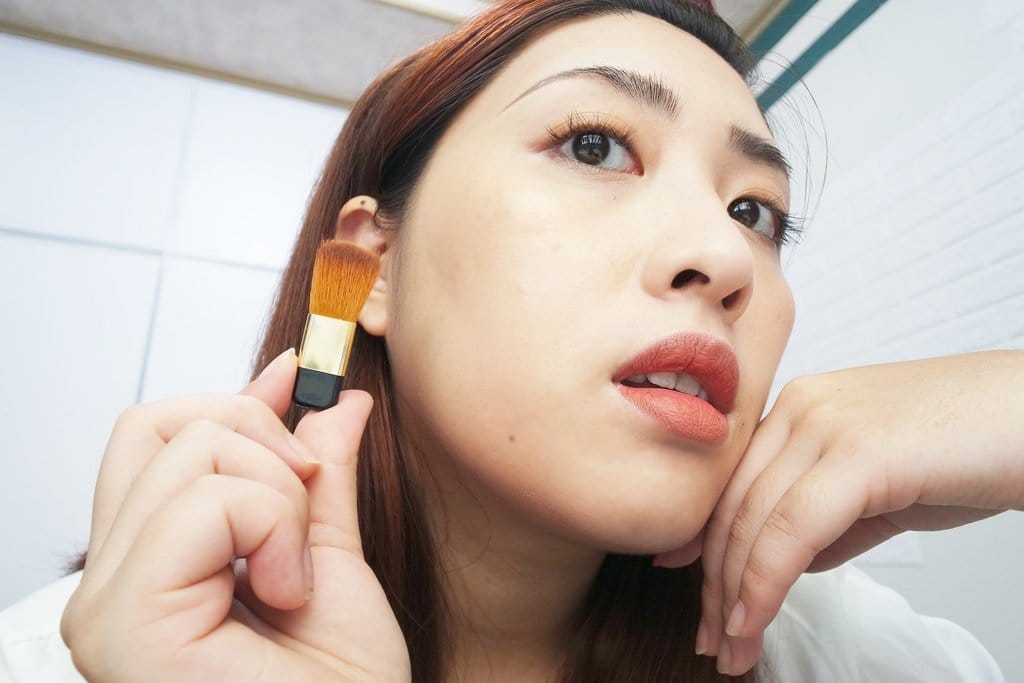 【美妝分享】KALOYA 聚焦光感打亮盤, H02 輕輕一抹給妳完美自信氣色光感,打造強大氣場