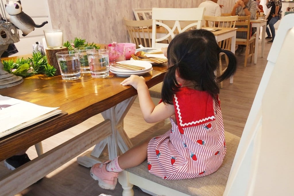 【好食分享】台北松山下午茶推薦,近中山國中站,夏綠地咖啡Charlotte Cafe,超好吃的手作米鬆餅 - 第12張圖 【好食分享】台北松山下午茶推薦,近中山國中站,夏綠地咖啡Charlotte Cafe,超好吃的手作米鬆餅