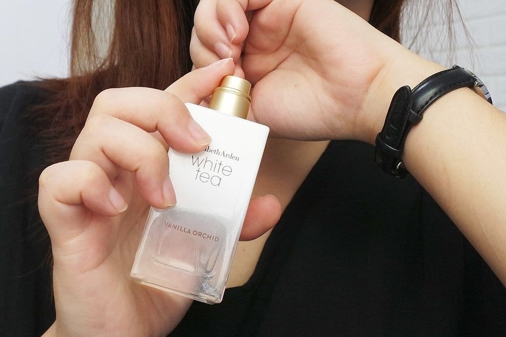 【美妝分享】屬於我的溫柔香氛，Elizabeth Arden伊麗莎白雅頓 白茶溫煦香草蘭香水