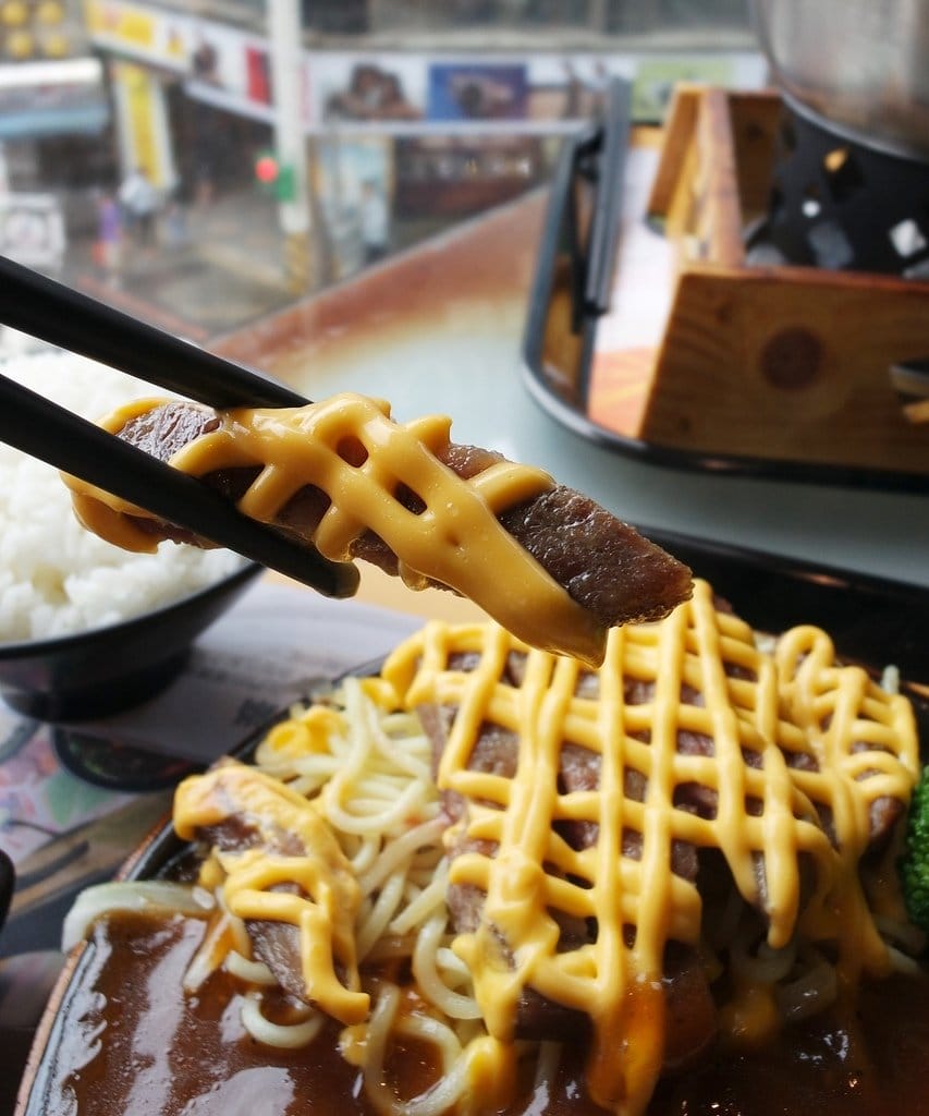 【美食分享】基隆飛鏢店,廟口正對面,大嘴巴茶坊複合式餐廳,聚會首選不限時用餐、中式、美式、鐵板、茶類飲品 - 第25張圖 【美食分享】基隆飛鏢店,廟口正對面,大嘴巴茶坊複合式餐廳,聚會首選不限時用餐、中式、美式、鐵板、茶類飲品