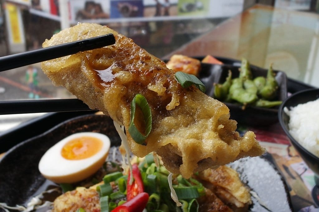 【美食分享】基隆飛鏢店,廟口正對面,大嘴巴茶坊複合式餐廳,聚會首選不限時用餐、中式、美式、鐵板、茶類飲品 - 第27張圖 【美食分享】基隆飛鏢店,廟口正對面,大嘴巴茶坊複合式餐廳,聚會首選不限時用餐、中式、美式、鐵板、茶類飲品