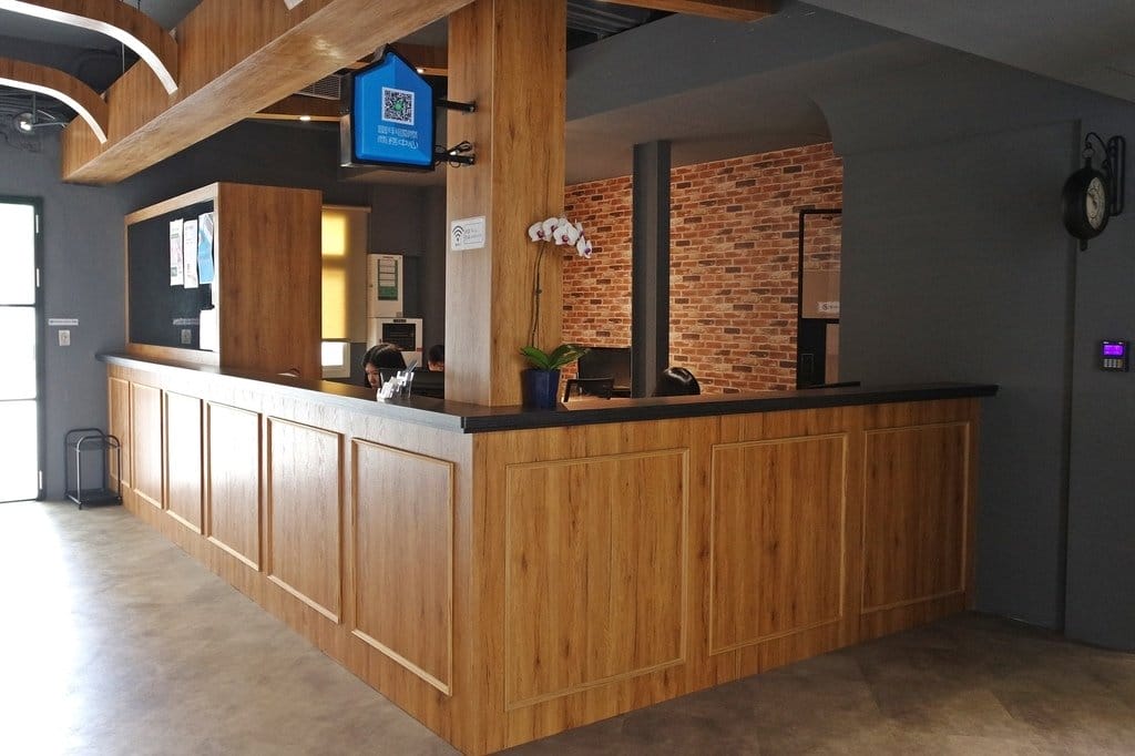 【生活資訊】新竹近交流道,富甲國際商務中心,新竹最具規模的商務中心/營業登記/微型辦公室/雙語秘書