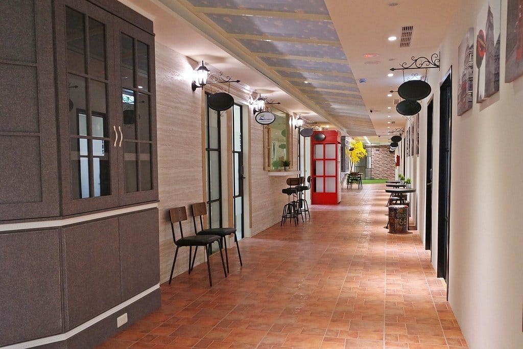 【生活資訊】新竹近交流道,富甲國際商務中心,新竹最具規模的商務中心/營業登記/微型辦公室/雙語秘書