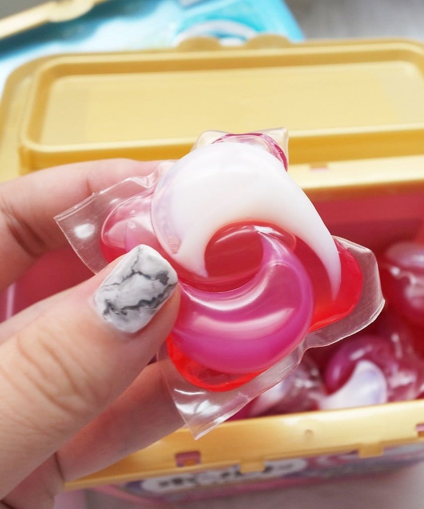 【生活購物】Qoo10購物好方便,團購媽咪最愛,ARIEL GEL BALL 3D洗衣膠球,全台最低價,這裡都買的到