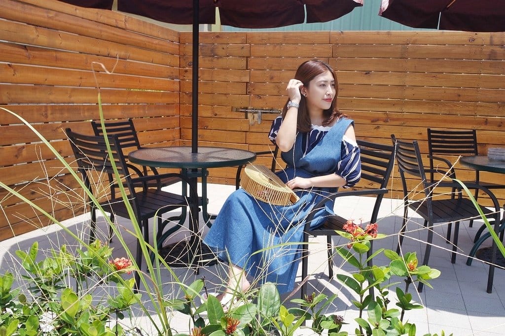 【穿搭購物】Poly Lulu 大尺碼服飾,肉感女孩也可以很時尚,矮妹子也能輕鬆駕馭的長裙系列 - 第13張圖 【穿搭購物】Poly Lulu 大尺碼服飾,肉感女孩也可以很時尚,矮妹子也能輕鬆駕馭的長裙系列