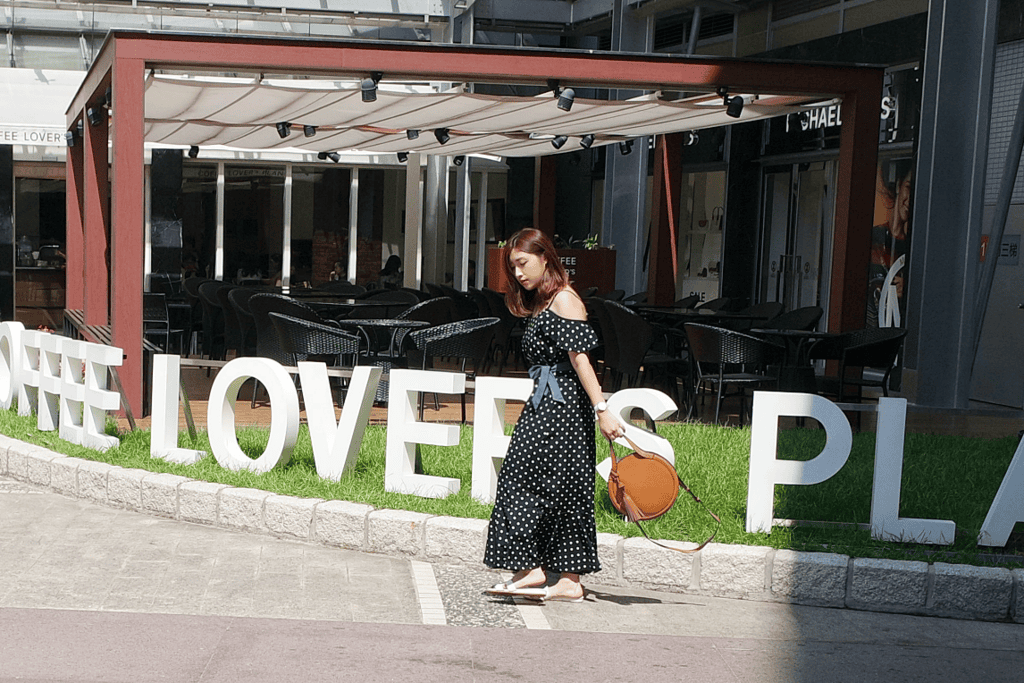 【穿搭購物】Poly Lulu 大尺碼服飾,肉感女孩也可以很時尚,矮妹子也能輕鬆駕馭的長裙系列 - 第9張圖 【穿搭購物】Poly Lulu 大尺碼服飾,肉感女孩也可以很時尚,矮妹子也能輕鬆駕馭的長裙系列