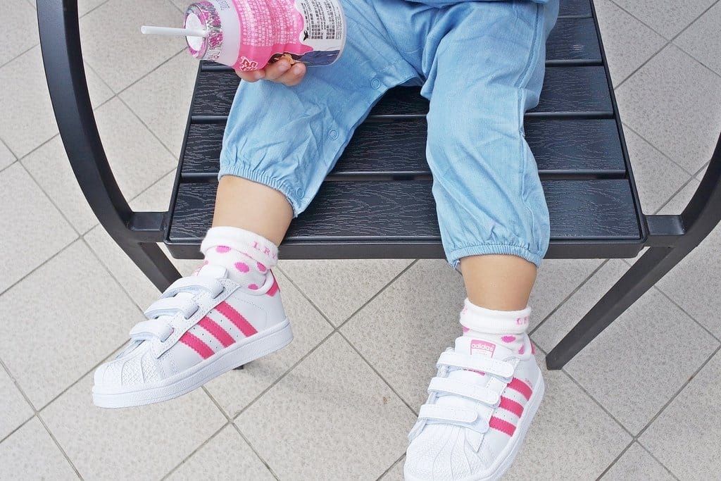 【團購推薦】TONGMENG shoes,甜蜜媽咪與小布丁的 adidas SUPERSTAR 親子鞋穿搭分享