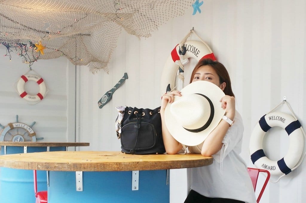 【美妝保養】開箱 UNT魔幻水指彩,秋冬柔霧新色推薦,一撕即卸,隨時變換指尖 新色,10大無添加保證