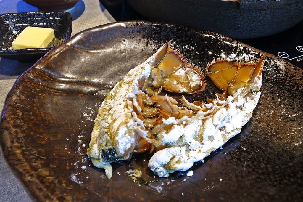 【好食分享】新竹必吃推薦,山上走走日式無菜單海鮮鍋物,活體龍蝦、馬糞海膽、A5和牛、松露龍蝦雜炊粥、金箔冰淇淋