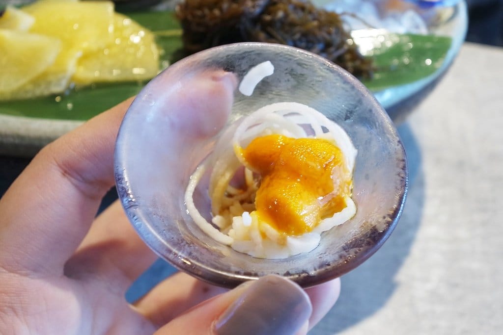 【好食分享】新竹必吃推薦,山上走走日式無菜單海鮮鍋物,活體龍蝦、馬糞海膽、A5和牛、松露龍蝦雜炊粥、金箔冰淇淋