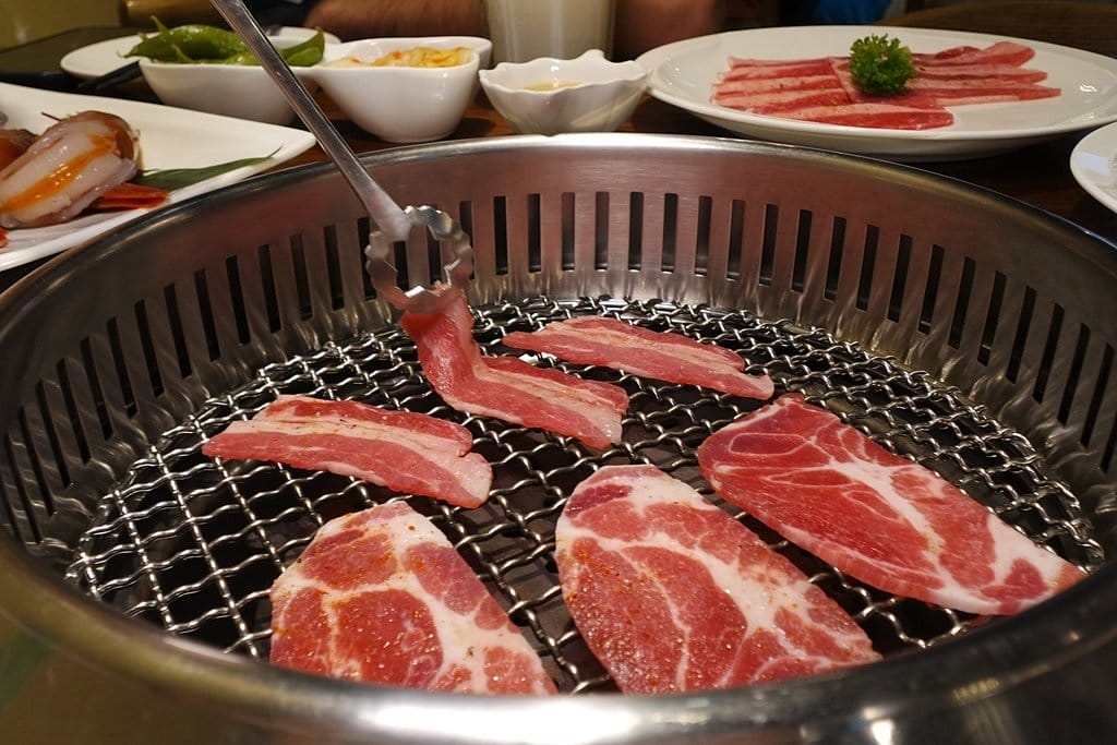 【好食分享】新竹竹北燒肉美食推薦,尼庫燒肉美食饗宴,雙人套餐A5和牛,公司聚餐、約會好去處