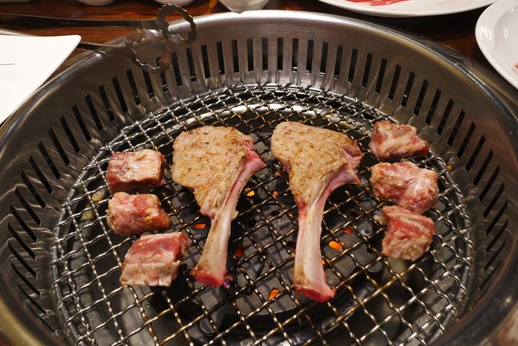 【好食分享】新竹竹北燒肉美食推薦,尼庫燒肉美食饗宴,雙人套餐A5和牛,公司聚餐、約會好去處