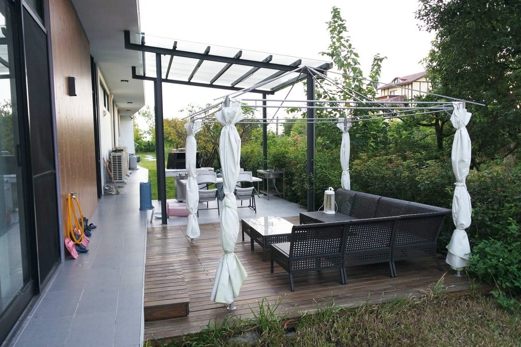 【旅遊分享】跟朋友一起去宜蘭小旅行,宜蘭冬山,悠悅光新樂館親子民宿,近梅花湖,包棟有溜滑梯、游泳池等