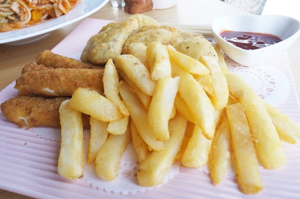 【好食分享】宜蘭玻璃咖啡屋早午餐,話家庭院,新鮮果汁,餐點現點現做,咖啡、下午茶、甜點