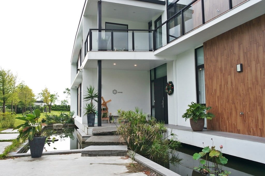 【旅遊分享】跟朋友一起去宜蘭小旅行,宜蘭冬山,悠悅光新樂館親子民宿,近梅花湖,包棟有溜滑梯、游泳池等